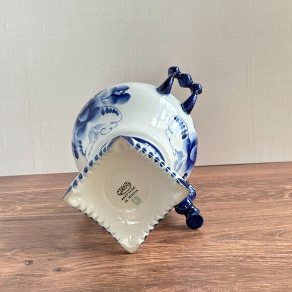 Hand-Painted Russian Gzhel Samovar, Blue and White Ceramic, Decorative Teapot - Picture 10 of 14